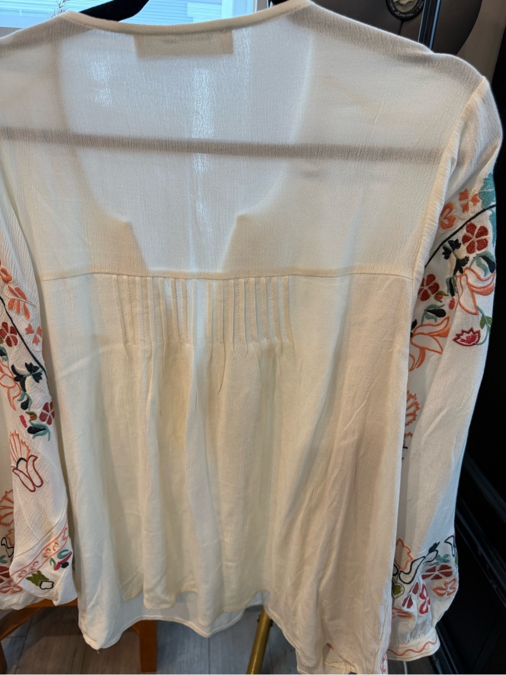 Three Bird Nest Ivory Frida Embroidered Dolman Top Oversized Medium. Rayon. NWOT - Picture 5 of 7